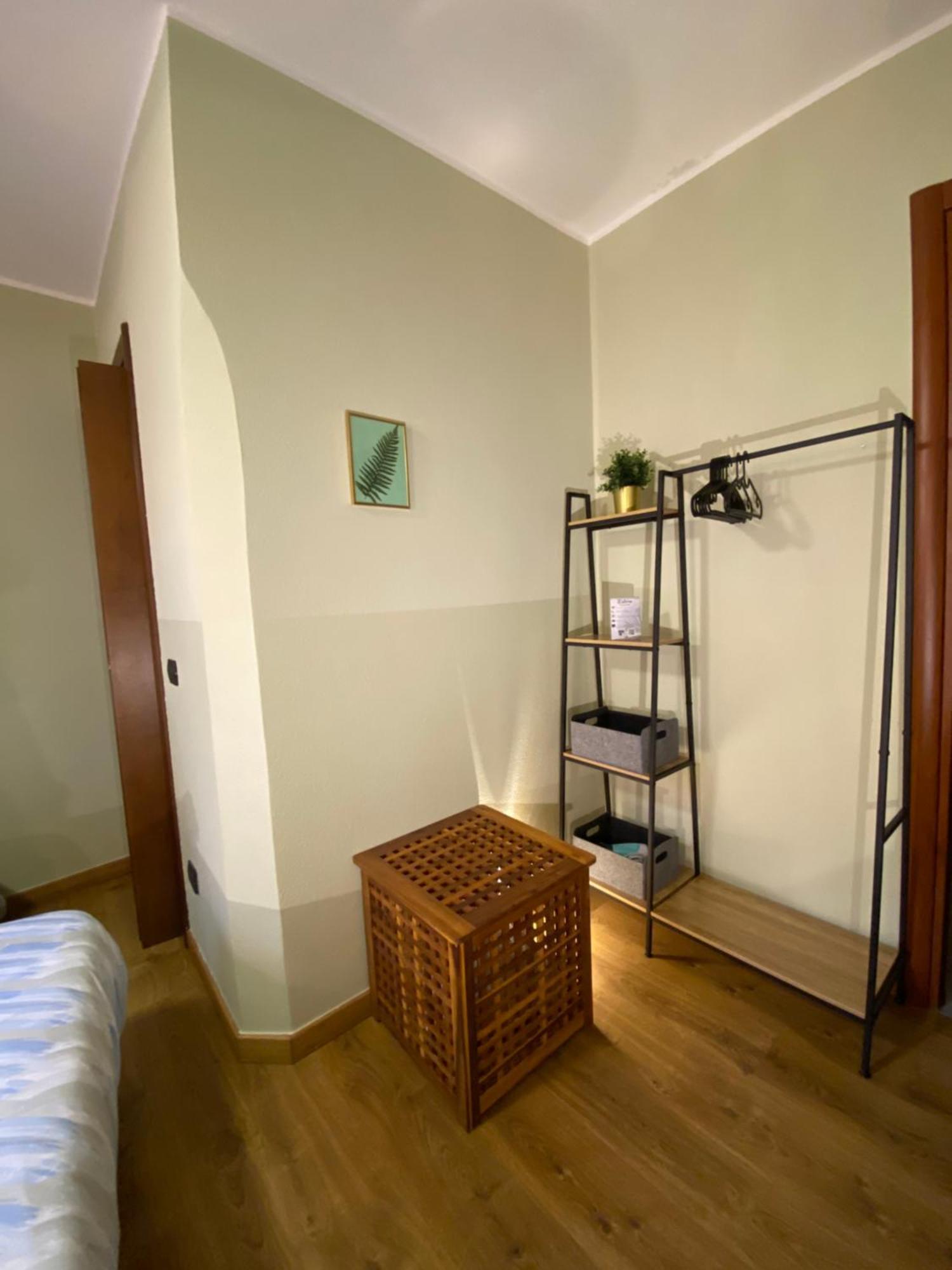 La Casa Del Poeta Bed and Breakfast Dervio Exteriör bild